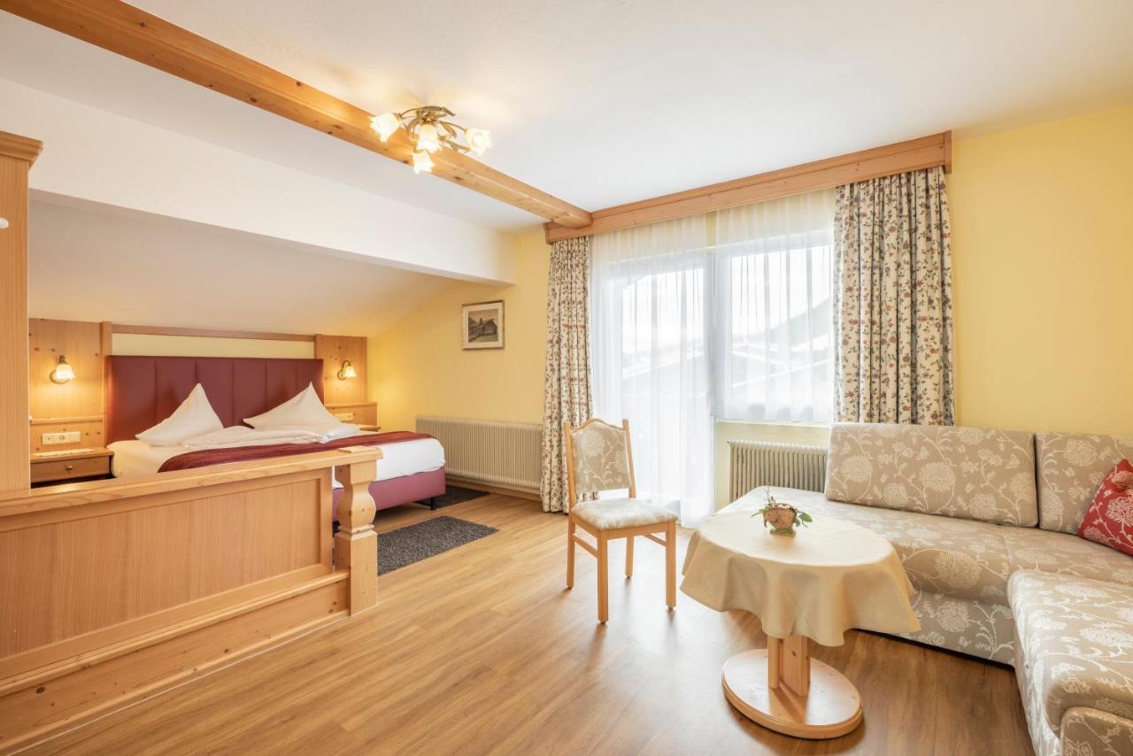 Hotel Schoenegg Seefeld in Tirol Exterior photo